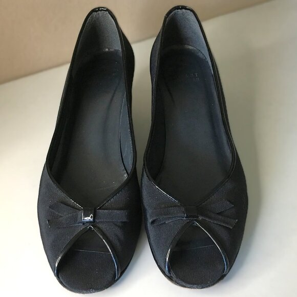 STUART WEITZMAN 🐈‍⬛ Black Open Toe Kitten Heels - Picture 4 of 15